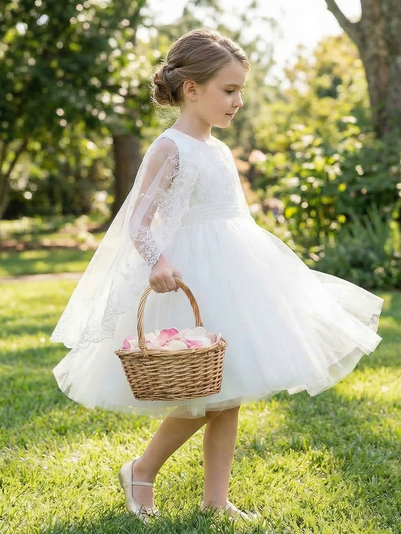 White Formal Wedding Gown for  - đánh giá và giá Embroidery Net Dress