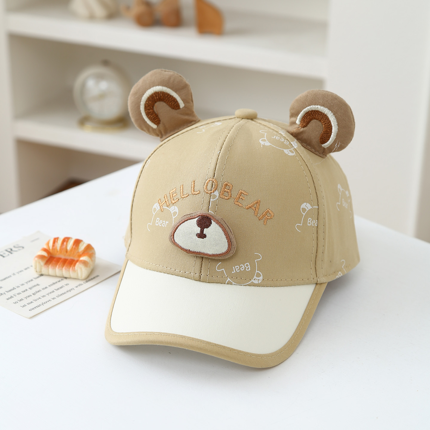Cartoon embroidered bear child - đánh giá và giá Embroidery Hat Machine