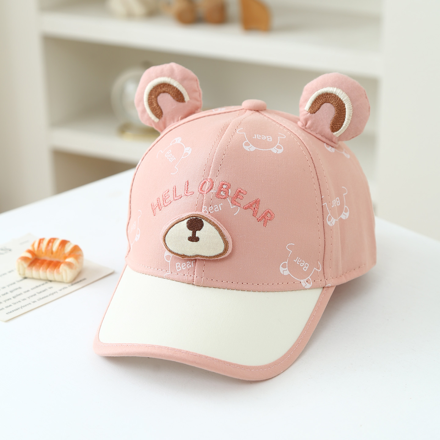 Cartoon embroidered bear child - đánh giá và giá Embroidery Hat Machine