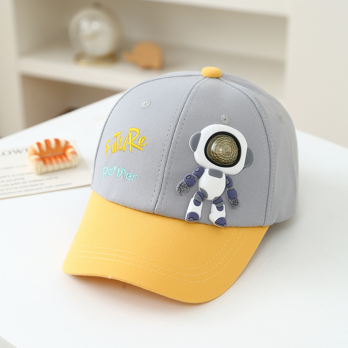 Children's soft rubber robot d - đánh giá và giá Embroidery Font