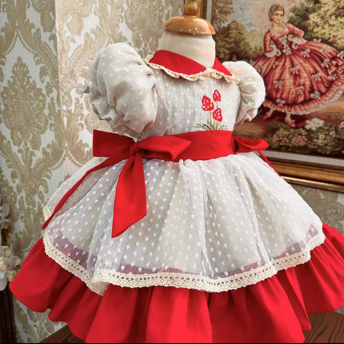 Baby Girl Summer Strawberry Em - đánh giá và giá Embroidery Net Dress