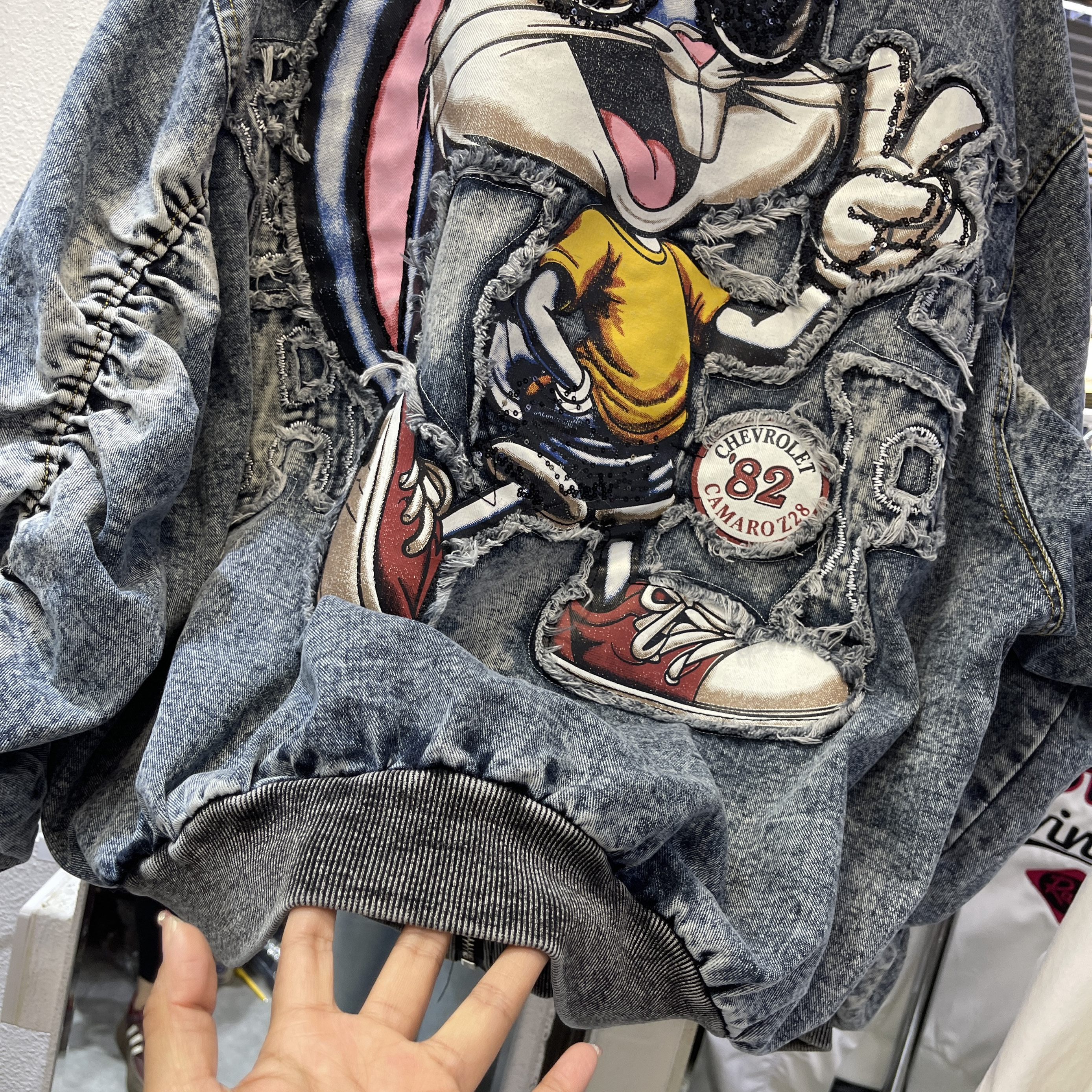 Loose Fit Rabbit Eight Brother - đánh giá và giá Embroidery Rabbit
