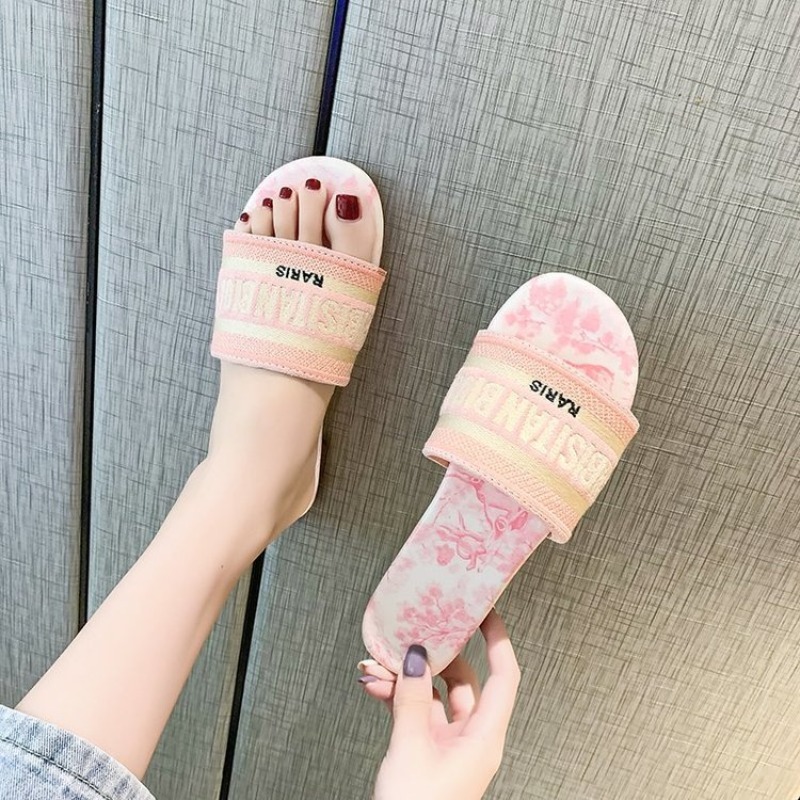 Women's Fashion Flat Slippers  - đánh giá và giá Embroidery Font