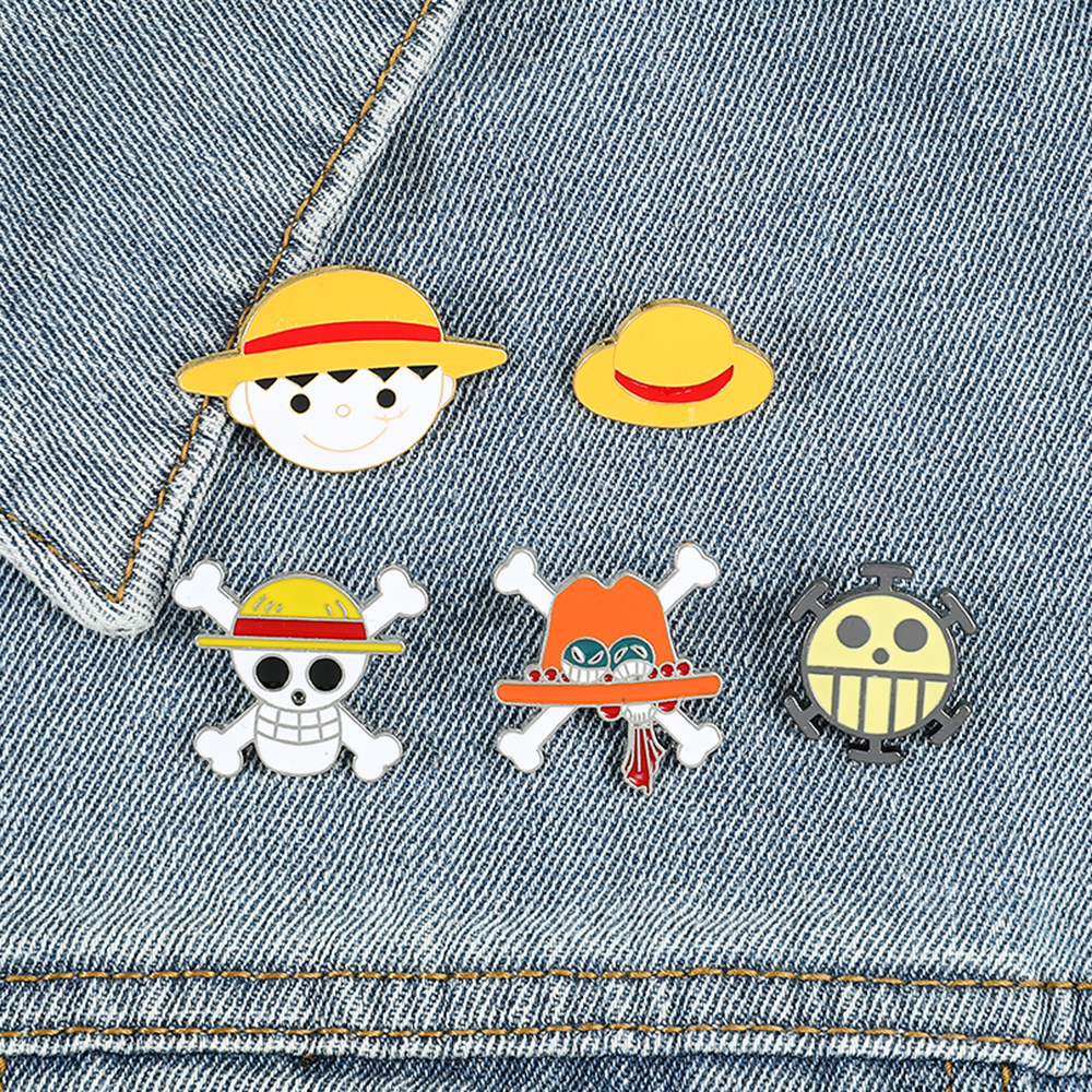 One Piece Brooch Anime Cartoon - đánh giá và giá Embroidery Illustration